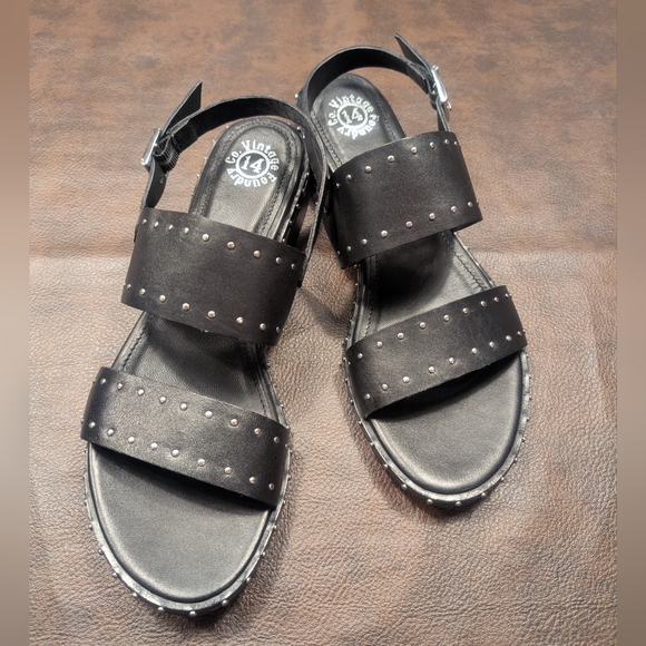 Vintage Foundry Co Linda Leather Studded Slingback Sandal Size 10 NIB - Picture 6 of 9